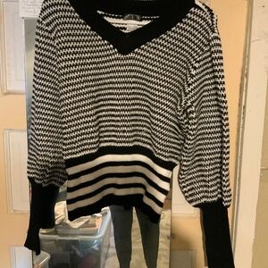 Crop sweater